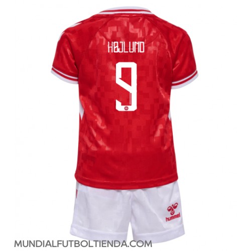 Camiseta Dinamarca Rasmus Hojlund #9 Primera Equipación Replica Eurocopa 2024 para niños mangas cortas (+ Pantalones cortos)